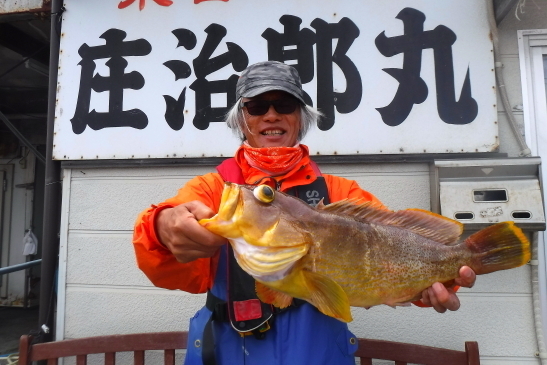 220508庄治郎丸アオハタ03.JPG