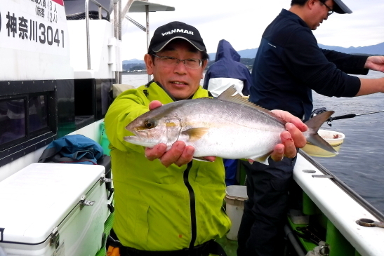 221022庄治郎丸イナダ五目04.JPG
